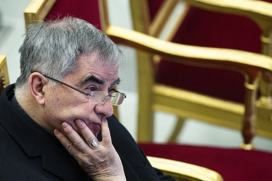 Cardenal condenado exige participar en el cónclave para elegir nuevo papa de quién se trata