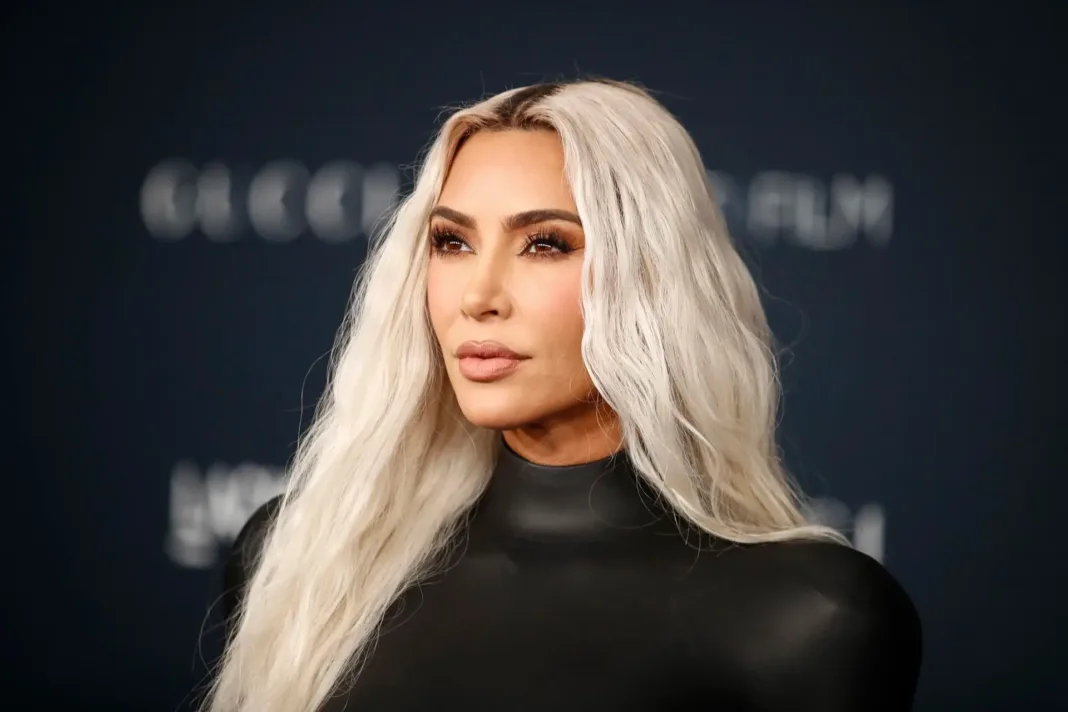 El juicio por robo a Kim Kardashian en París inicia Testificará