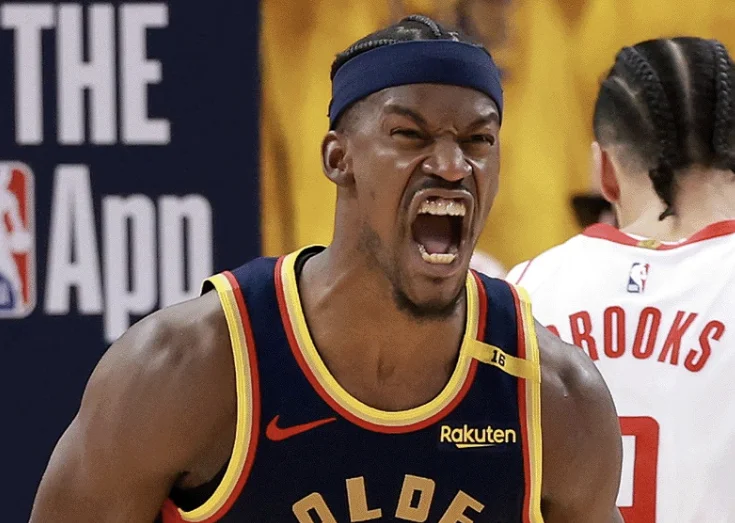 Jimmy Butler regresa con fuerza y lidera a los Warriors a la victoria