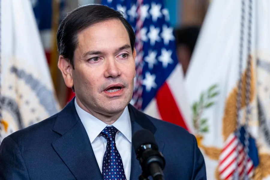 Marco Rubio defiende el debido proceso para todos en EE.UU. ante creciente ola de deportaciones