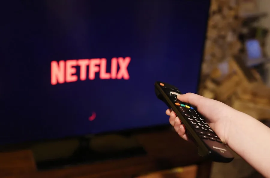 Netflix ahora te deja filtrar subtítulos sin descripciones ni ruidos