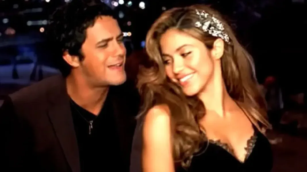 Shakira anuncia que Alejandro Sanz estará en su concierto de Charlotte