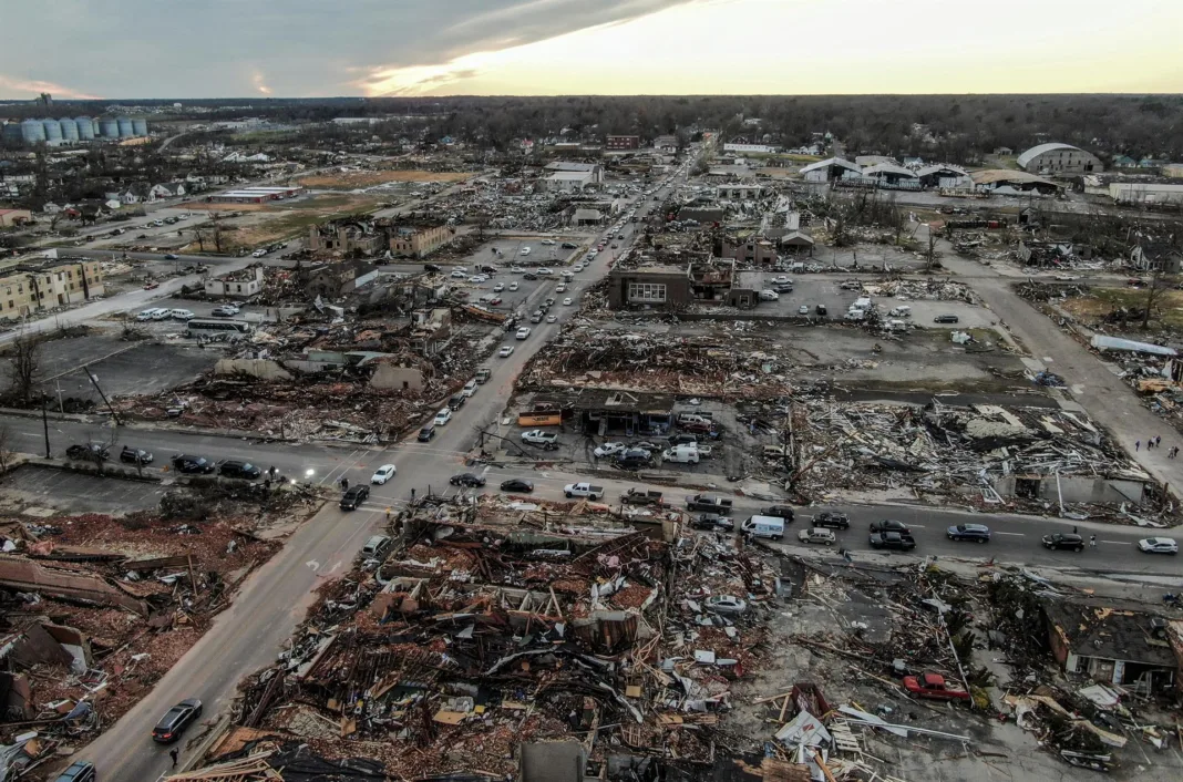 Tornados e inundaciones en EE.UU. más de 36 millones de personas afectadas