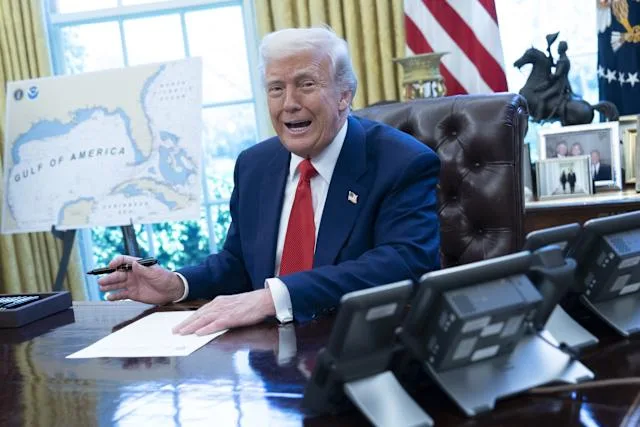 Trump firma acuerdo sobre presión de duchas