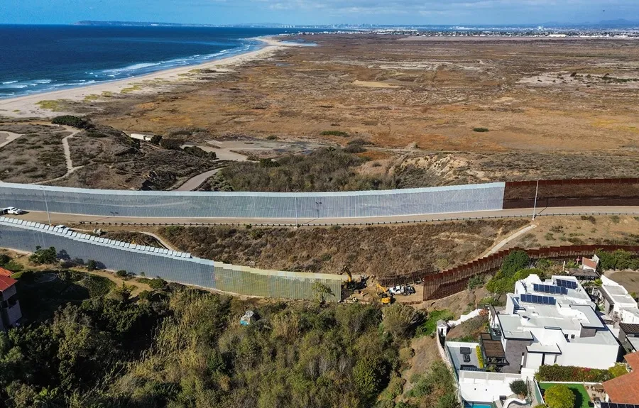 Zar de la frontera afirma que México está pagando indirectamente por el muro fronterizo