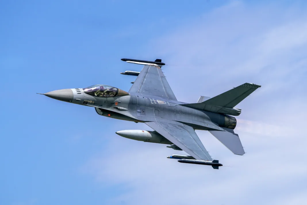 El mundo se rearma: gasto militar global supera los 2,700 billones de dólares