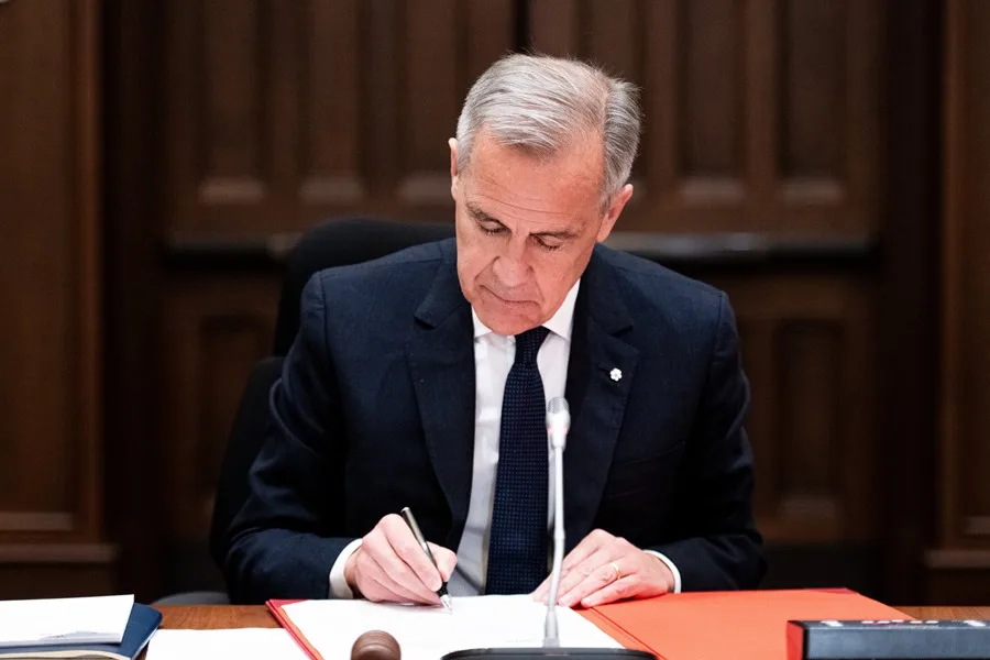 Gobierno de Canadá reduce impuestos en su primera medida ejecutiva