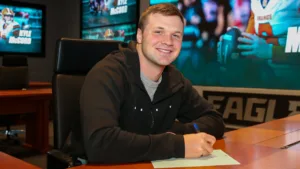 Los Philadelphia Eagles firmaron a cuatro de sus selecciones del draft 2025