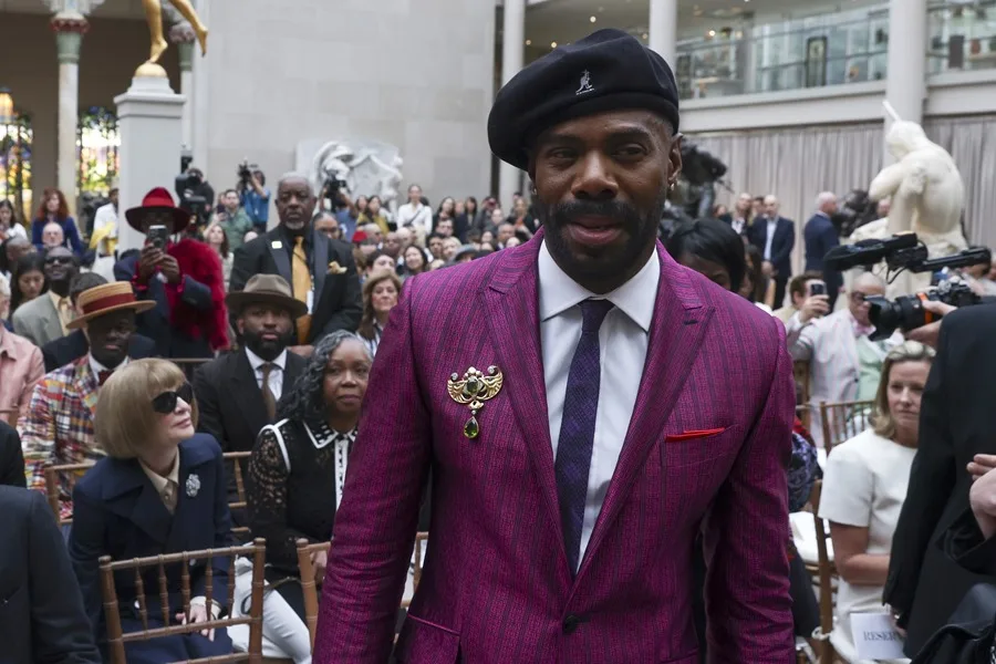 Met Gala 2025 los mejores look de sastrería negra en la pasarela
