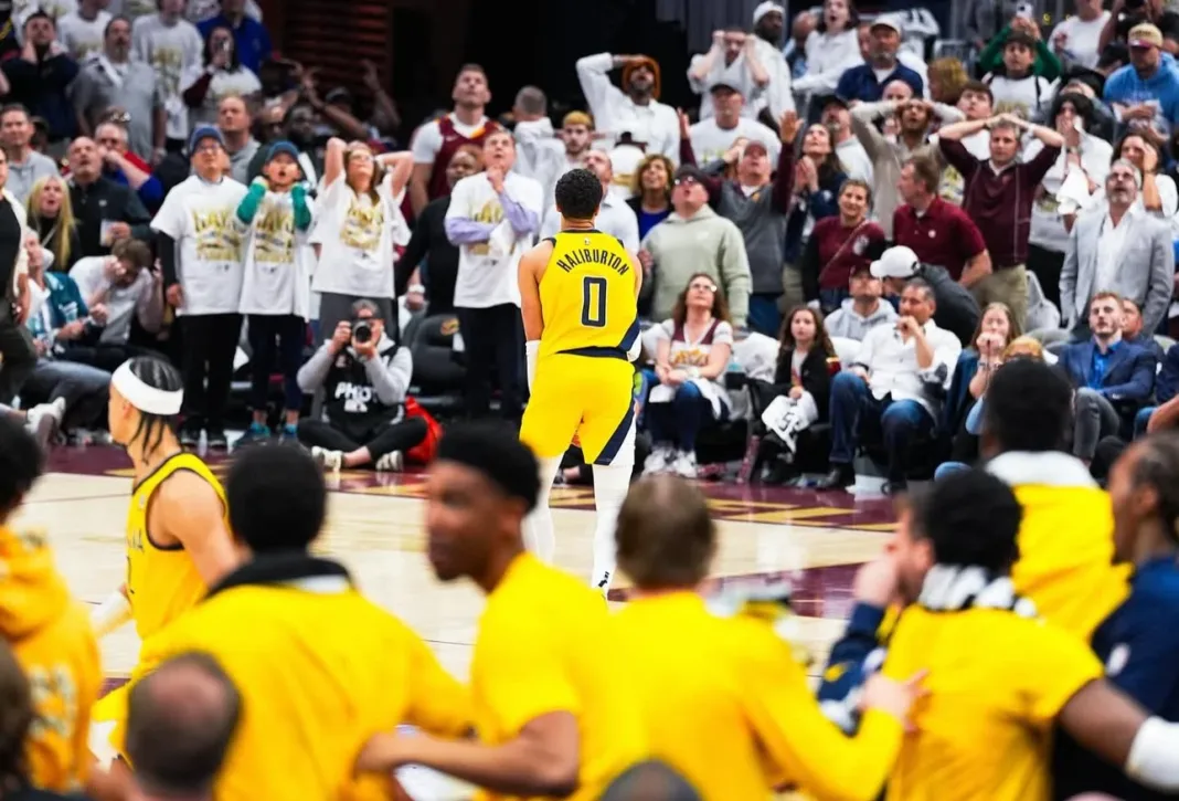 Pacers vencen a los Cavaliers en los 2 primeros juegos de la serie