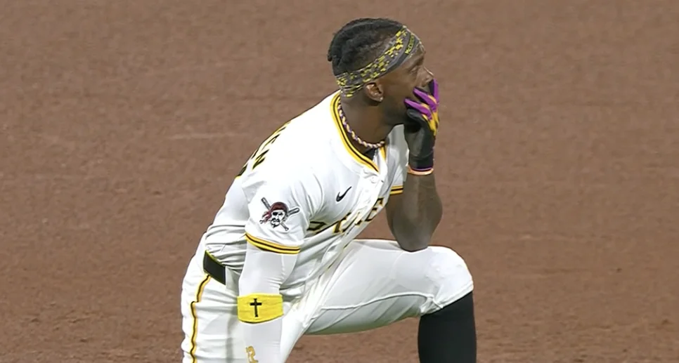 MLB: Un fan sufre accidente en partido de los Piratas, ¿qué pasó?