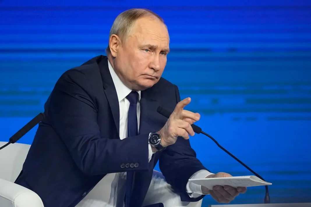 Putin otorga distinciones por logros laborales en el 1 de mayo