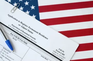 Políticas migratorias complican obtención de Green Card, ¿cuál es el nuevo requisito?