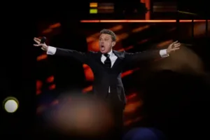 El Sol brilla más que nunca: Luis Miguel es el latino con la gira más exitosa