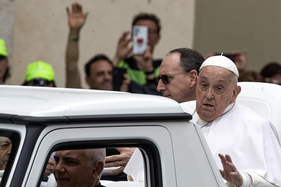 papamóvil del Papa Francisco