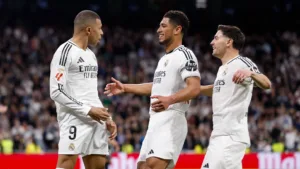 ¡Mbappé imparable!: Hat-trick histórico en partido contra el Barcelona