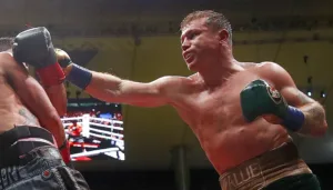 Benavidez dispara contra Canelo: “Su equipo está lleno de esteroides”
