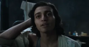 Jennifer Lopez y Diego Luna protagonizan el esperado tráiler de 'El beso de la mujer araña'