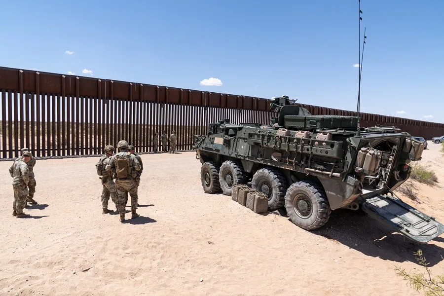 Militares comienzan a detener migrantes en zona restringida de la frontera sur