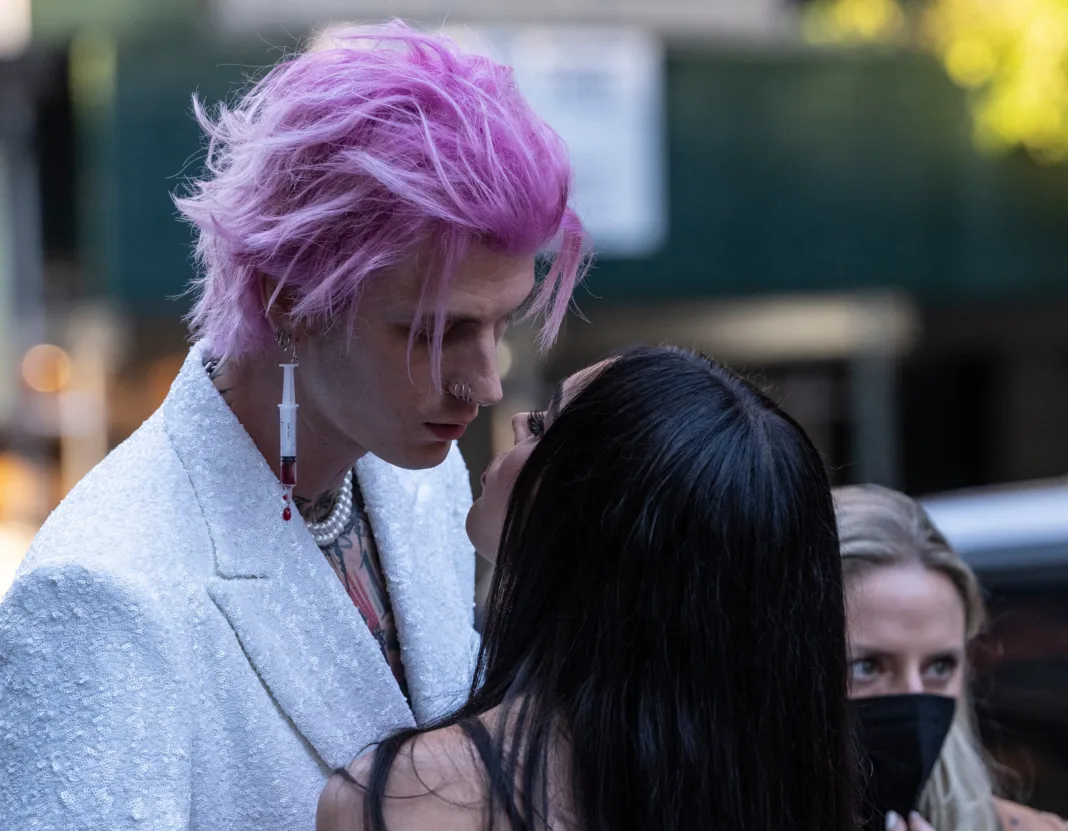 Megan Fox y MGK revelan el original nombre de su bebé: ¿Qué significa?