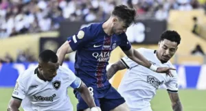 Entre caos y un gol ajustado: El PSG pierde ante Botafogo en la Jornada