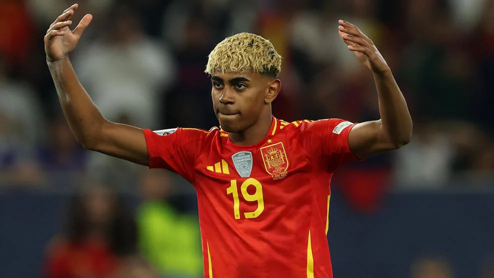¿Podrá Cristiano Ronaldo competir con Lamine Yamal?: Todo sobre el jugador de 17 años