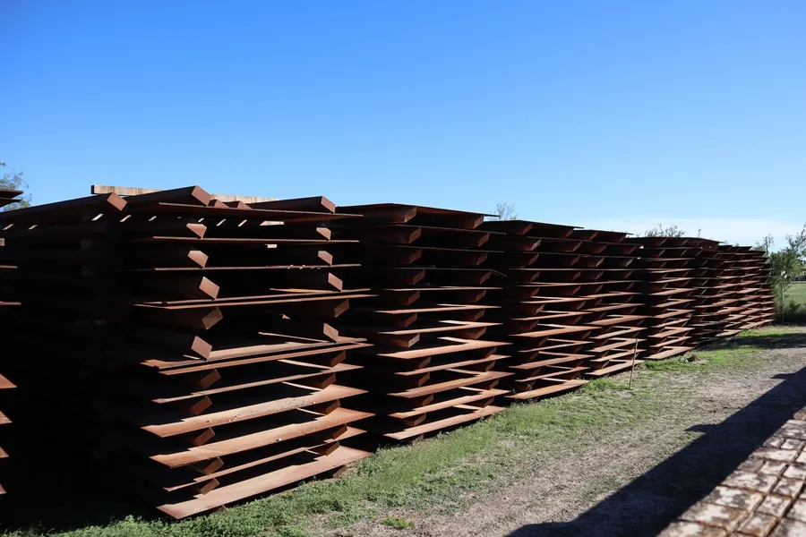 EE.UU. construye nuevo muro