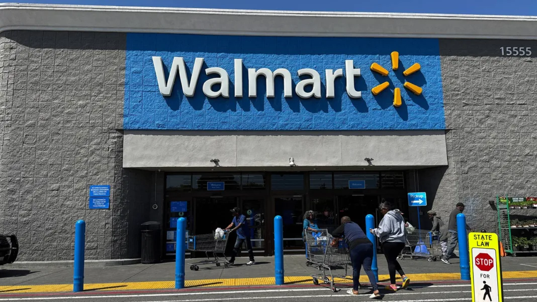 ICE multó a Walmart con 24 millones