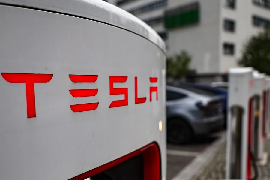 Tesla culpa a Trump de sus pérdidas