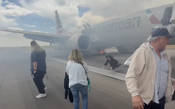Dramática evacuación de avión de American Airlines en llamas