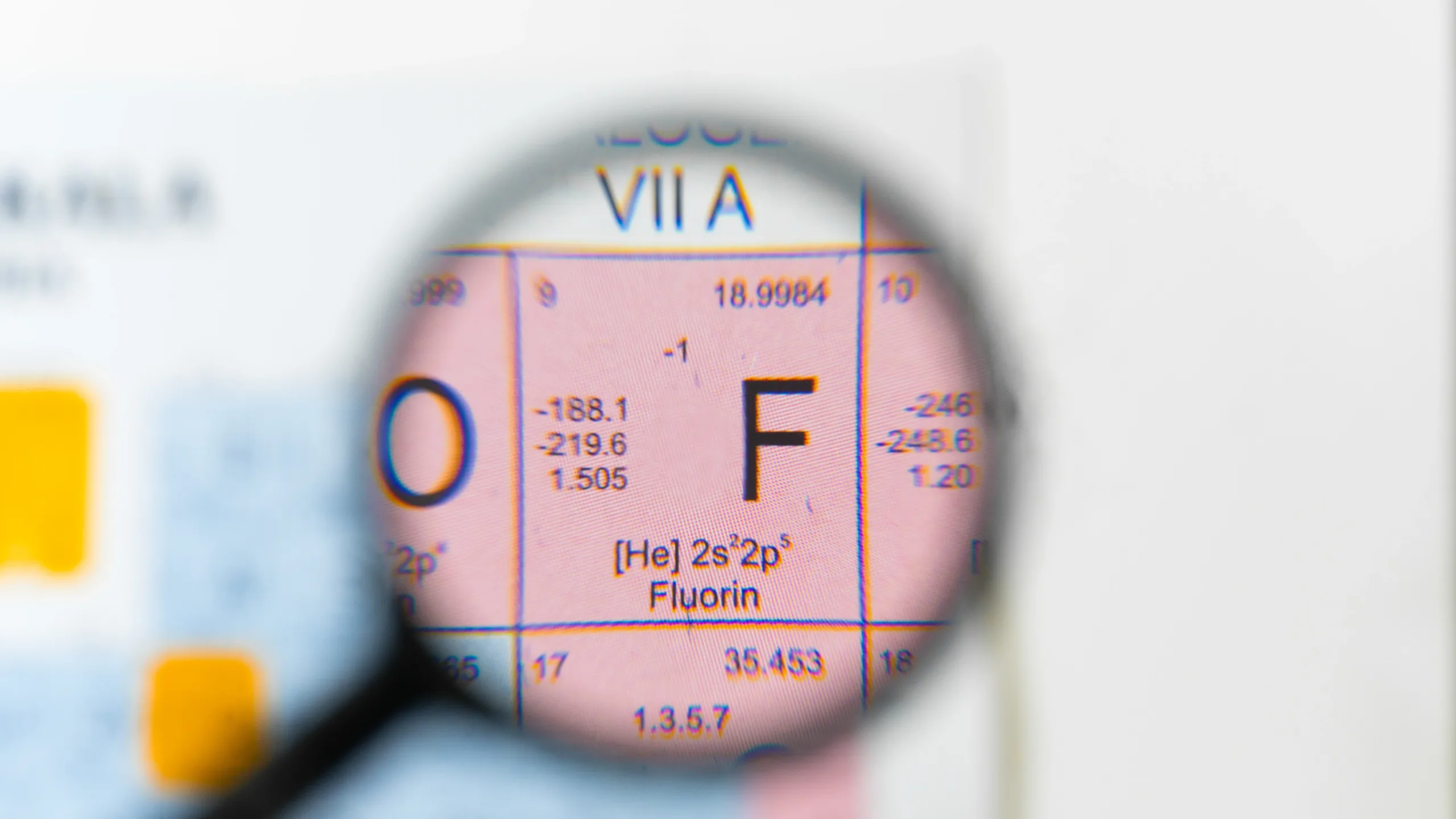 Alerta por caries masivas: alertan riesgo si se retira el flúor en EE.UU.