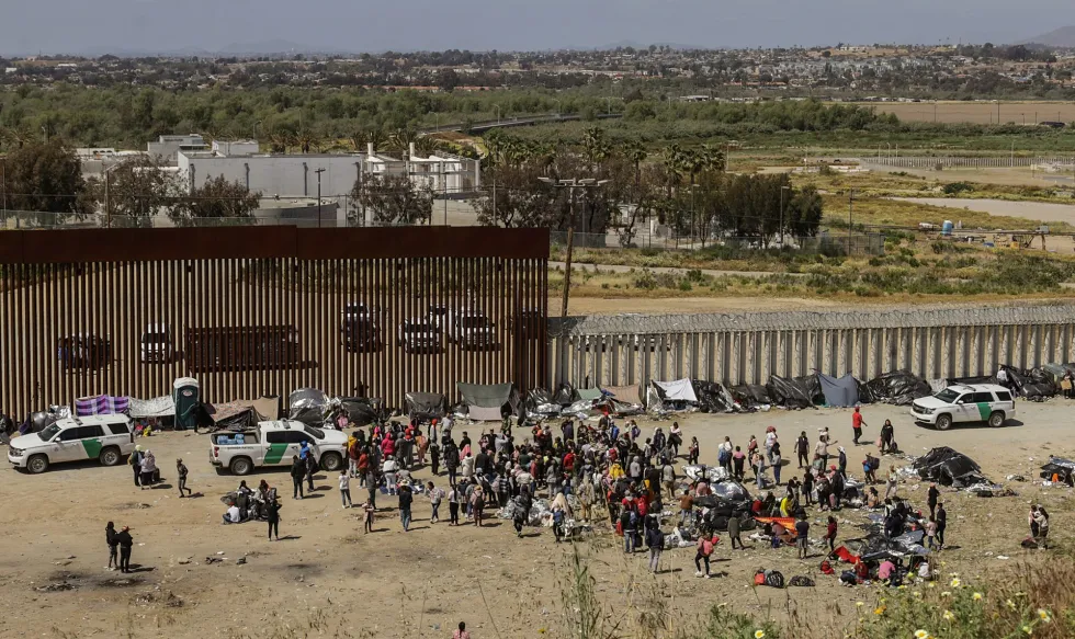 Histórica baja en cruces de migrantes desde México