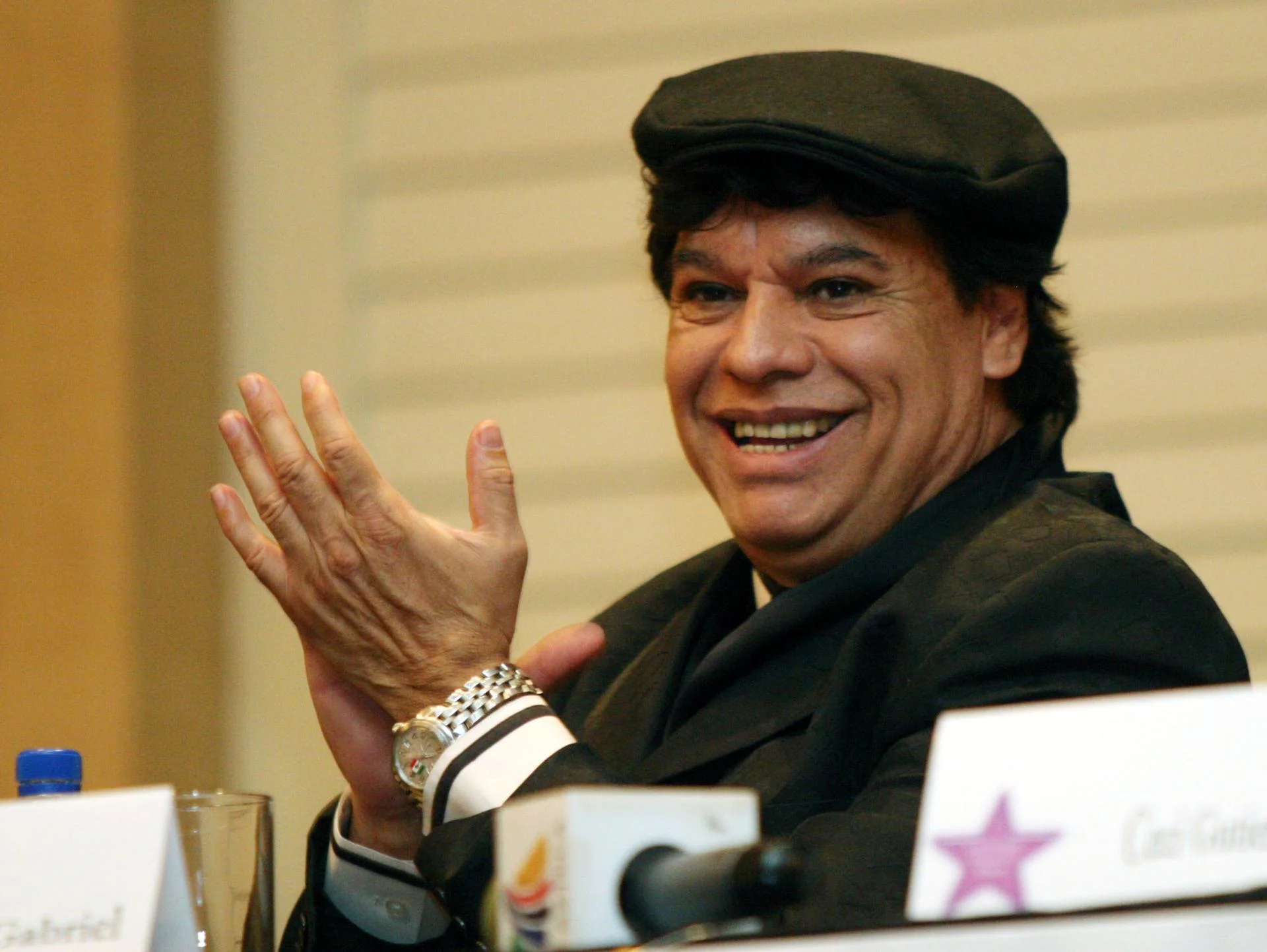 Lanzan video de un sencillo inédito de Juan Gabriel