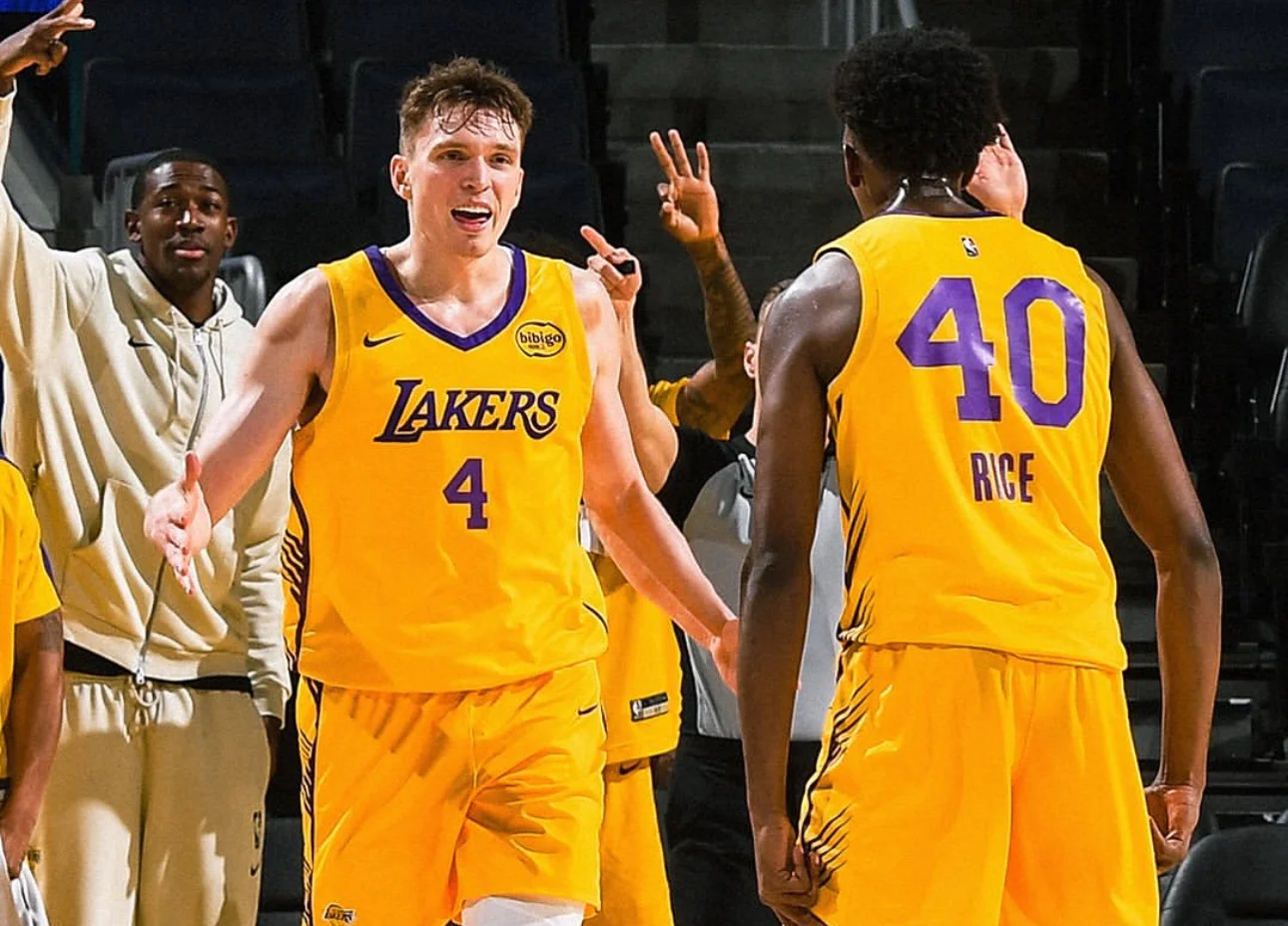 Mavericks vence a los Lakers en el debut de la Liga de Verano