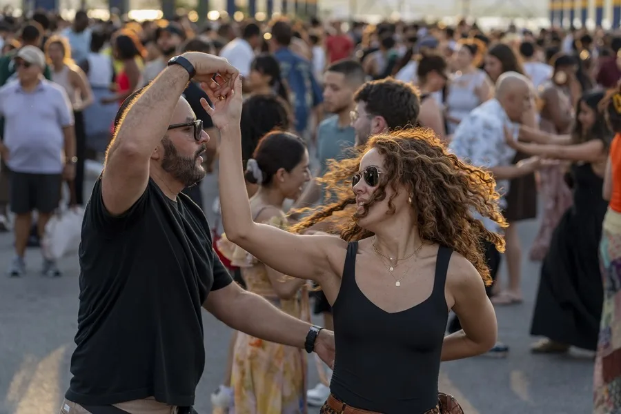 Nueva York baila salsa a lo grande junto al río Hudson